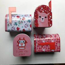 Load image into Gallery viewer, Eileen&#39;s Pralines 5 pack Mailbox tins delivered USA
